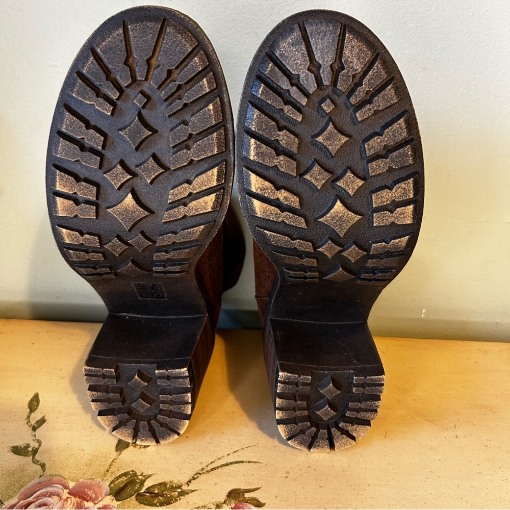 Blowfish Brown Ankle Boots with Faux Fur Lining - Picture 12 of 13